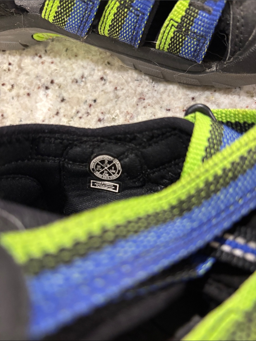 Keen Kids Blue & Green Strappy Closed-Toe Outdoor Sandals - Picture 6 of 8